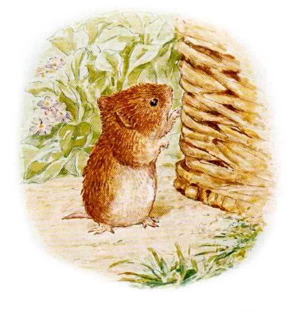 Мышонок в саду, рядом корзина