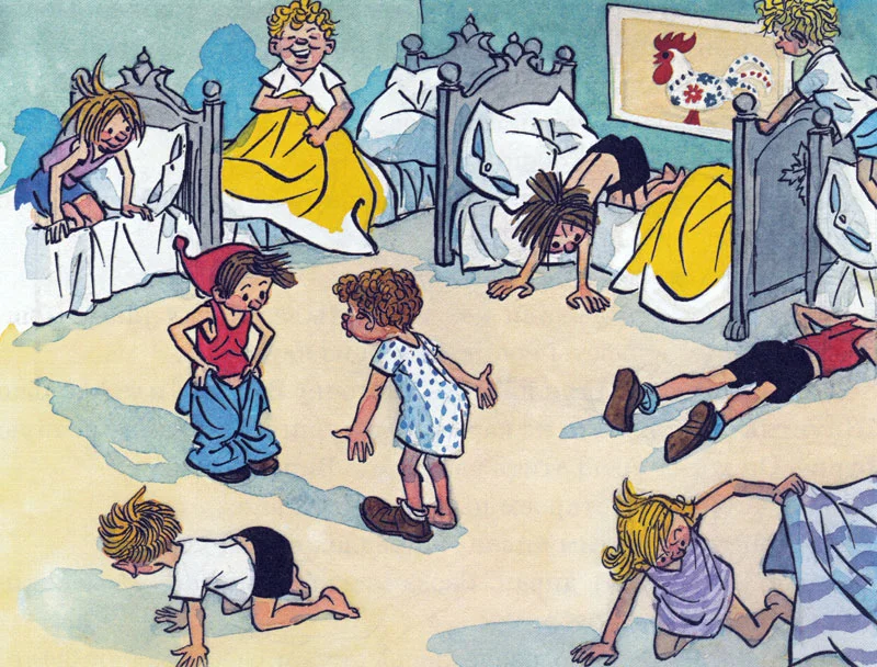 Ребята ищут свои вещи